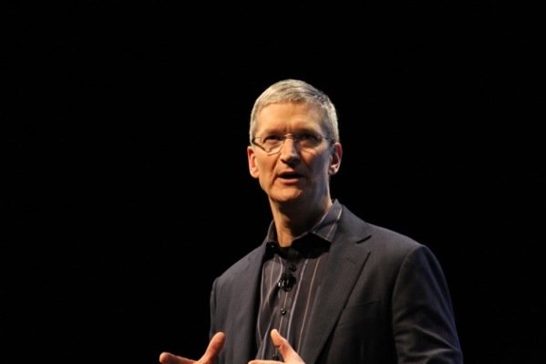 مدیر ارشد اپل از شبکه های اجتماعی انتقاد کرد