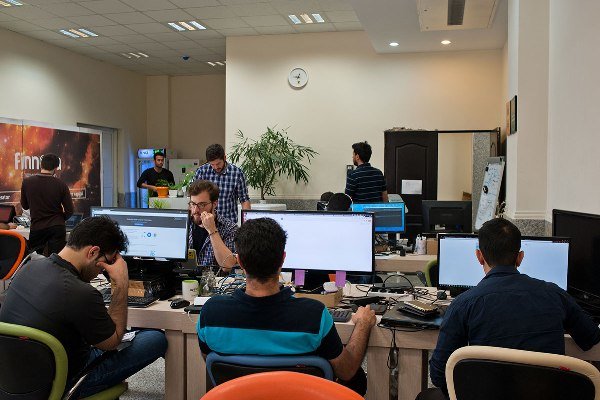 محدودیت کسب و کار ایرانی توسط سرویس دهندگان خارجی