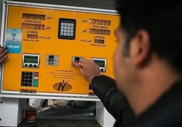 ۸۷۵ هزار کارت بانکی به کارت سوخت تبدیل شد/ آمار مراجعات آنلاین
