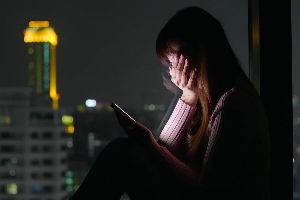 ضعف قوانین انگلیس در زمینه برخورد با هرزه نگاری انتقامی