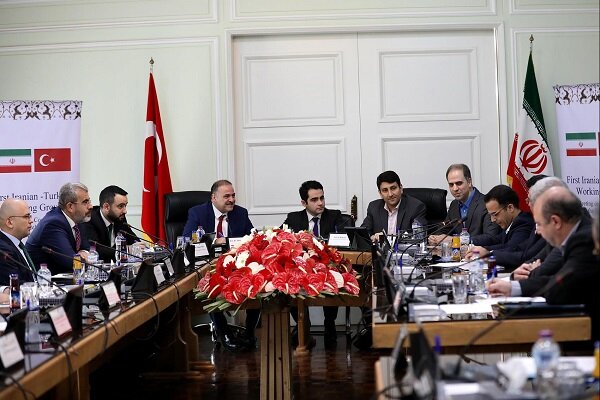 حجم ۱۱ میلیارد دلاری اقتصاد دانش بنیان در ایران/ سهم ۲۵ درصدی IT